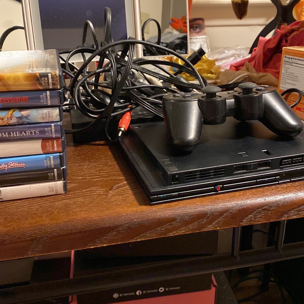 PS2 and 8 PS2 games